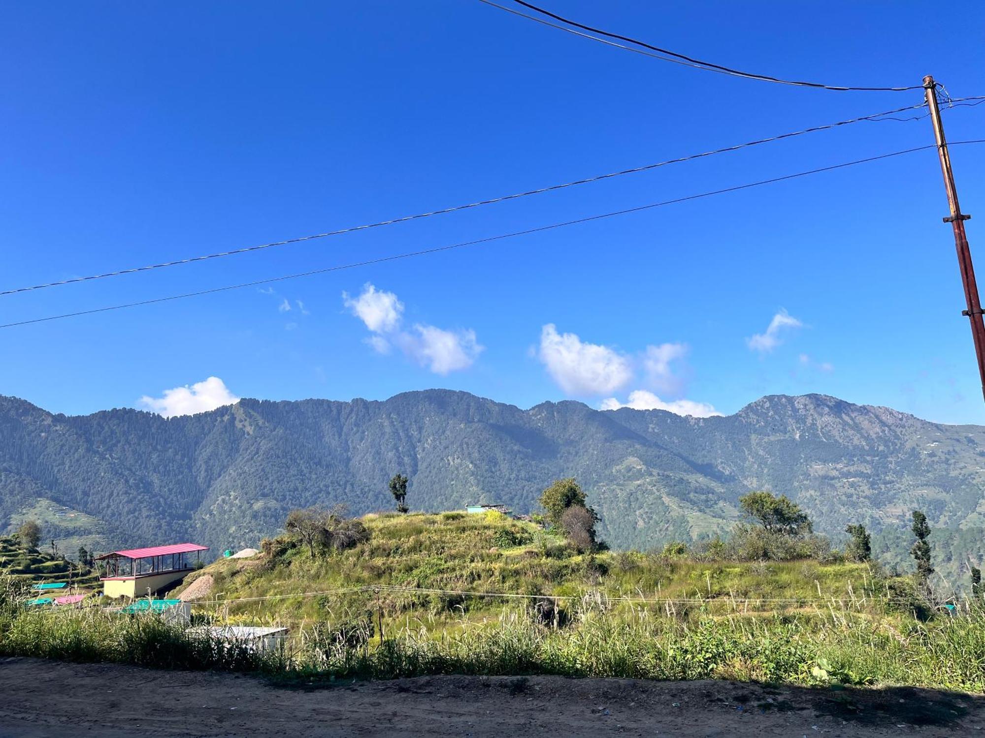 Himalayan Hill Top Resort 카나탈 외부 사진