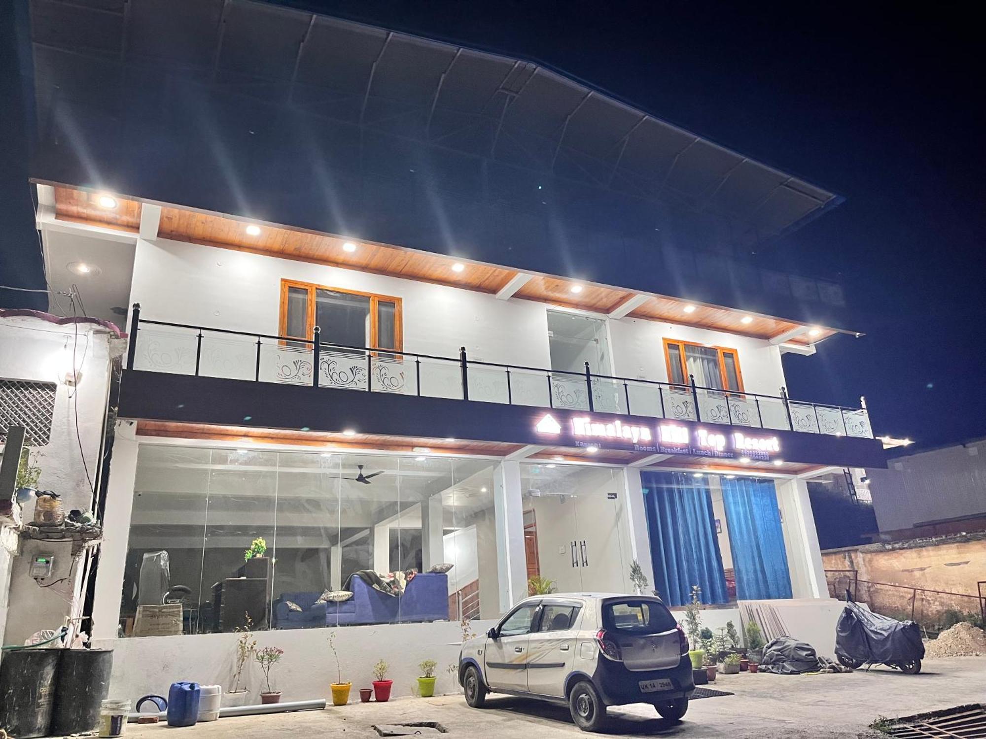 Himalayan Hill Top Resort 카나탈 외부 사진