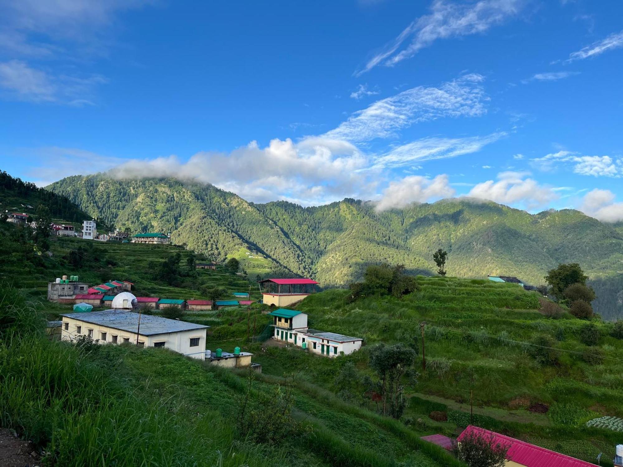 Himalayan Hill Top Resort 카나탈 외부 사진